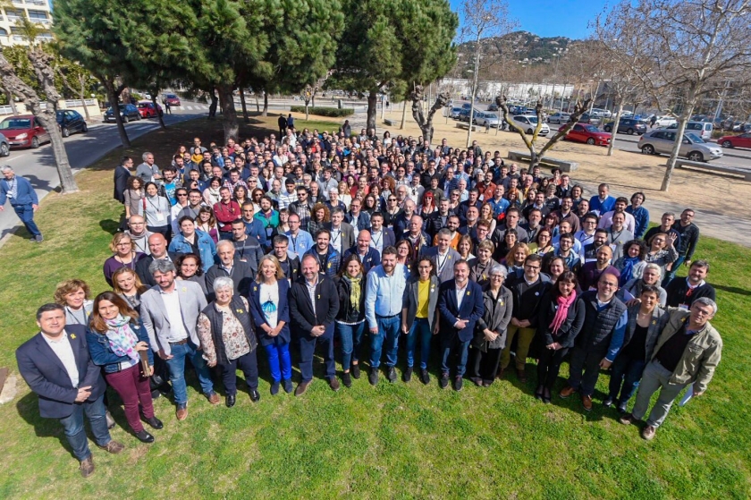  Foto de família dels regidors i regidores participants a la Trobada Municipalista 2018 / MARC PUIG 