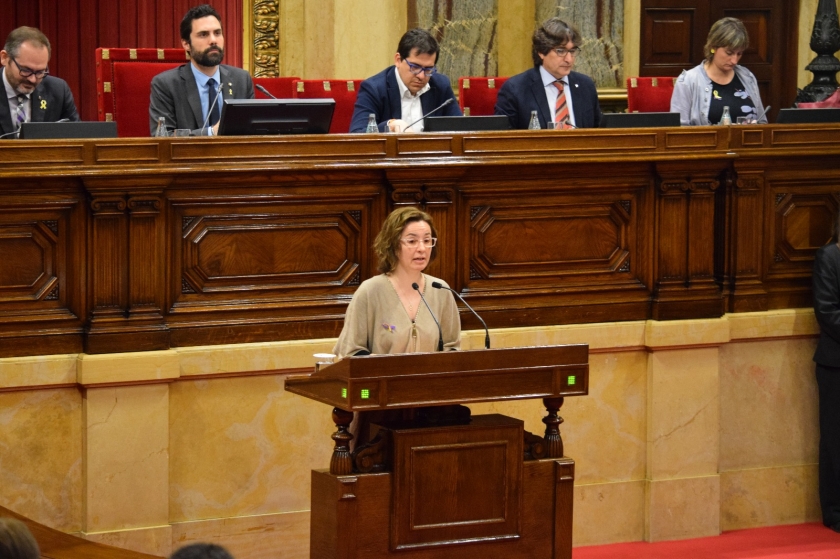   El Parlament condemna la vulneració de drets fonamentals a l’Estat espanyol i demana l’alliberament dels presos i preses polítics  
