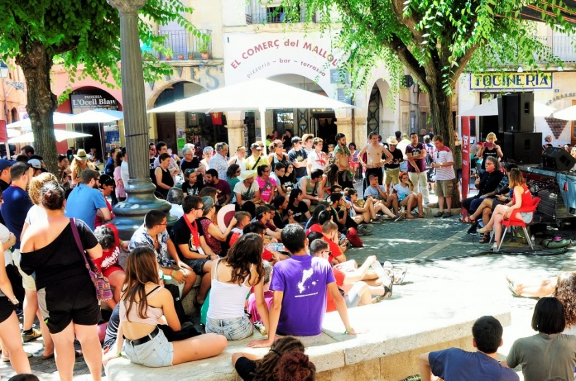  Una de les xerrades polítiques de la passada edició de l’Acampada Jove amb Joan Tardà / Acampada Jove 