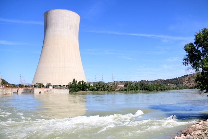  Imatge de la central nuclear d'Ascó a l'Ebre / ACN 