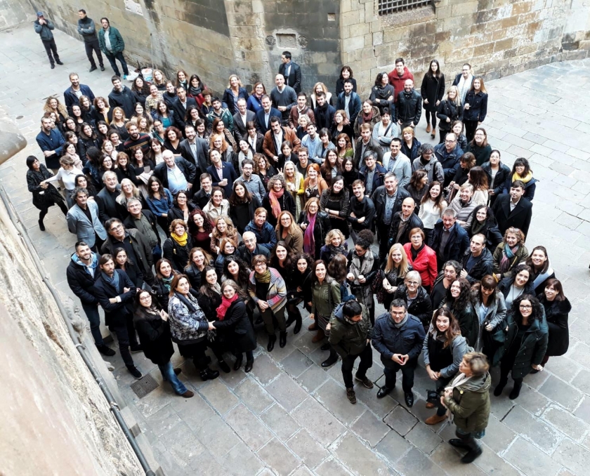  Els treballadors i treballadores de la conselleria d'Acció Exterior amb Ernest Maragall en el seu últim dia com a conseller  