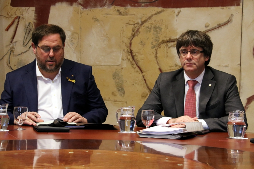   Esquerra Republicana denuncia davant l'Oficina de Drets civils el bus de Ciudadanos amb imatges de Junqueras i Puigdemont  
