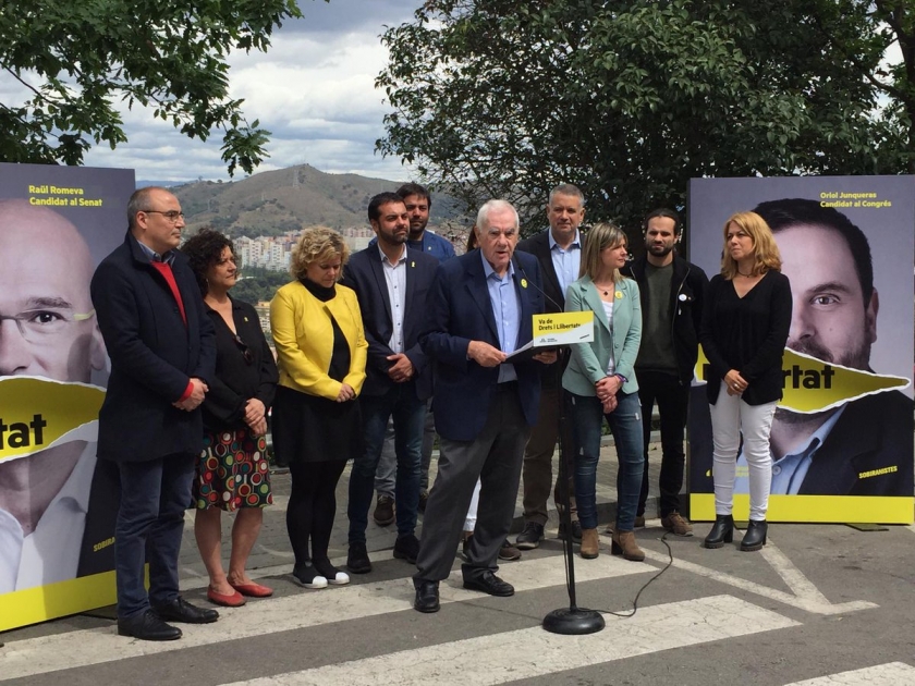  Ernest Maragall ha presentat les candidatures republicanes per a les eleccions municipals del 26 de maig acompanyat d'altres alcaldables 
