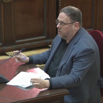 Els presos i preses polítiques acusen la Fiscalia i l’Advocacia d’inventar un relat i reclamen al tribunal “retornar el conflicte a la política”