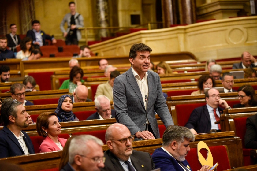  El president del grup republicà al Parlament, Sergi Sabrià, durant la seva intervenció  