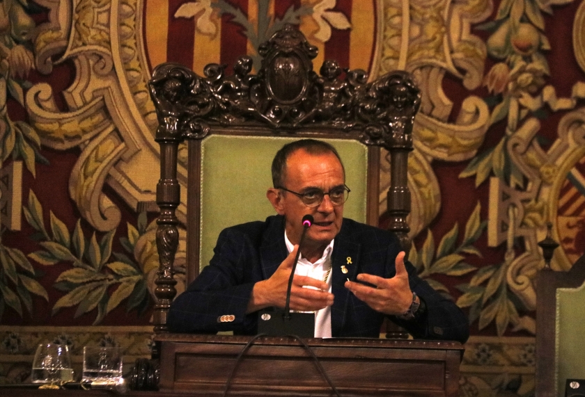  Miquel Pueyo durant el discurs d'investidura que el feia el nou alcalde de Lleida / ACN 