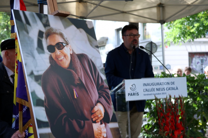  L'homenatge a Neus Català a París va comptar amb la presència del conseller d'Exteriors, Alfred Bosch, i el diputat al Congrés, Joan Josep Nuet / ACN 