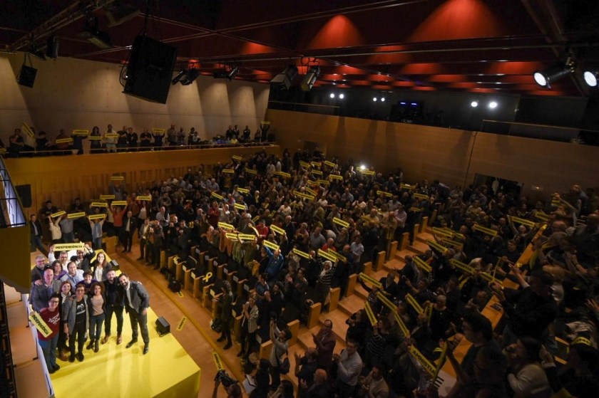   Torrent: 'No reconeixem l'autoritat de la monarquia; i per això avui i cada vegada que gosin trepitjar Catalunya els direm que no tenim rei'  