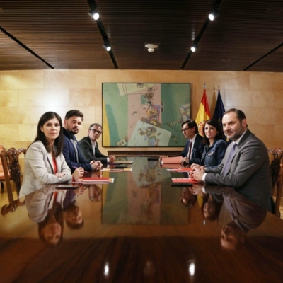 Esquerra aconsegueix una mesa de negociació entre governs per abordar el conflicte polític que acabarà amb una consulta a la ciutadania de Catalunya 