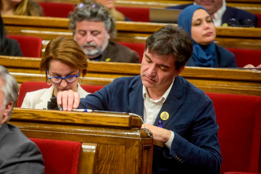   Sabrià, a Torra: 'Com poden asseure's al nostre costat a defensar l'autodeterminació i l'amnistia, i poques hores després carregar-hi amb duresa i amargor?'  