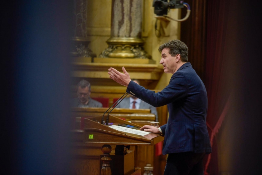   Esquerra celebra la compareixença extraordinària del Govern dimecres i presentarà una proposta pròpia de reforma del reglament  