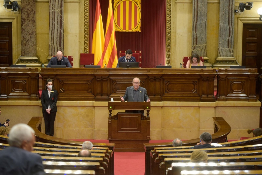  El conseller d'Educació, Josep Bargalló, intervé al Ple del Parlament / Marc Puig 