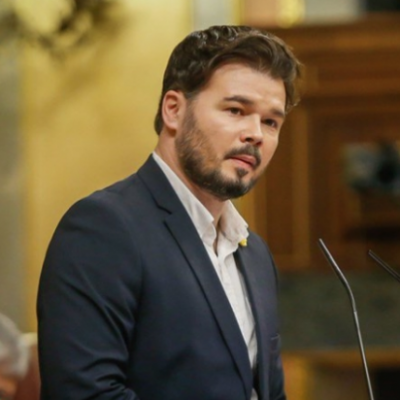 Esquerra demana la compareixença de Pedro Sánchez per explicar el paper del Govern de l’Estat en la fugida del rei emèrit