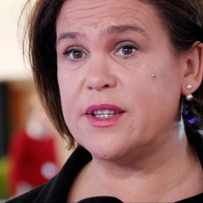 La presidenta del Sinn Féin demana al primer ministre irlandès que intervingui a favor dels presos polítics i exiliats catalans