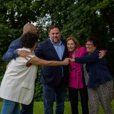 Oriol Junqueras, Carme Forcadell, Raül Romeva i Dolors Bassa es retroben amb Marta Rovira a Ginebra després de gairebé 4 anys