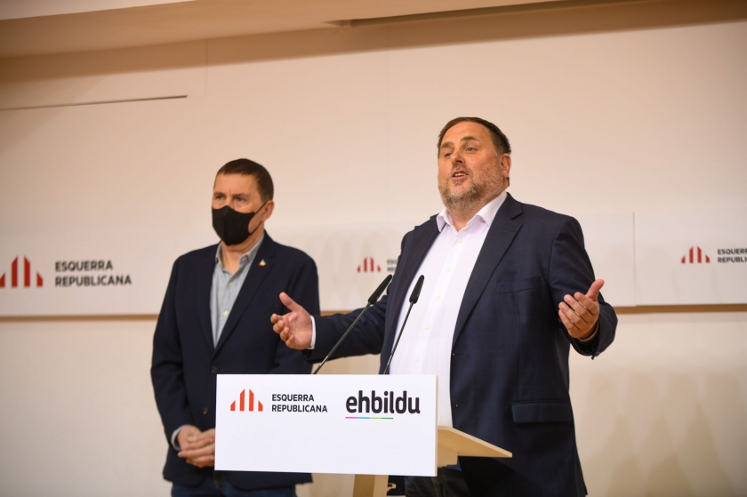  Oriol Junqueras i Arnaldo Otegi en roda de premsa 