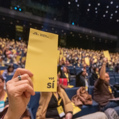 La militància d'Esquerra Republicana reforça l'aposta per les polítiques republicanes i el procés de negociació per part de l'independentisme en la ponència política