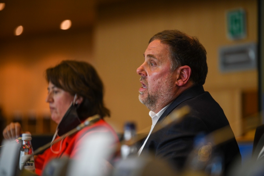  El president d'Esquerra Republicana, Oriol Junqueras, en roda de premsa al Parlament Europeu / Marc Puig 