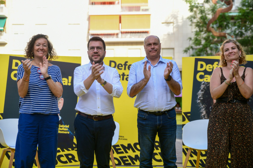  Laura Castel, president Pere Aragonès, Jordi Salvador i Raquel Sans a l'acte de campanya a Tarragona 