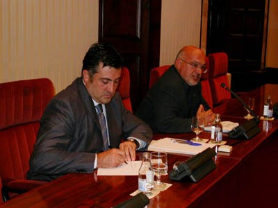 ERC endega una campanya per a promoure el No a la Constitució europea