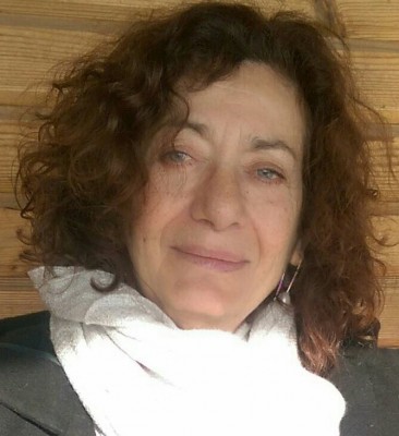 Correspon als poders públics garantir el dret a la informació