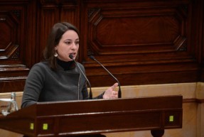 ERC insta el Govern a intensificar les mesures per promoure els acolliments familiars