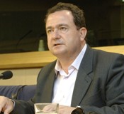 Bernat Joan trasllada a la Comissi&oacute; Europea la pol&egrave;mica pel cam&iacute; de formig&oacute; de les muralles de X&agrave;tiva