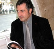 El Palau Robert es queda petit en la presentaci&oacute; del llibre de Puigcerc&oacute;s