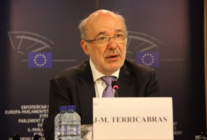   Terricabras, Tremosa i Maragall celebren la petició de retirada del Premi Ciutadà Europeu a SCC  