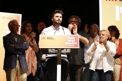   Junqueras: 'Nosaltres som aquells que mai es resignen, mai es rendeixen, i treballen i treballen. Perquè tot ho devem a la gent'  