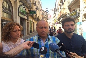 Rufián: 'El referèndum és la diferència entre viure en una plena democràcia o no tenir-la'