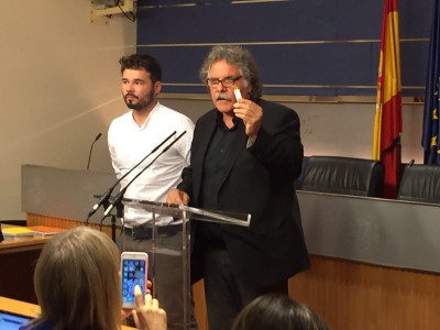 Tardà a Rajoy: 'Mai investirem un govern que no permeti un referèndum a l’escocesa'