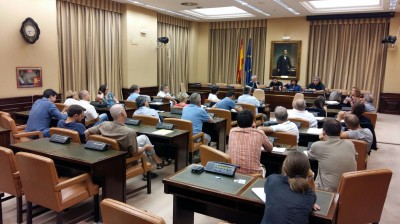 Els nou diputats i 12 senadors d'ERC a Madrid enceten avui la legislatura