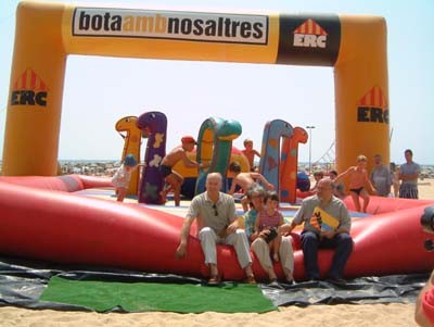 La campanya d'estiu d'ERC recorrerà les poblacions costaneres del Principat recordant la importància d'anar a votar a les eleccions al Parlament