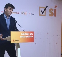 Sabrià: “Som al costat de la democràcia i complirem el nostre compromís amb la majoria dels catalans. Les amenaces no aturen un poble mobilitzat”