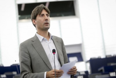 Solé: 'Mantinguem la porta oberta al diàleg amb aquells que, a Turquia, encara creuen en la democràcia, els drets fonamentals i un futur europeu'