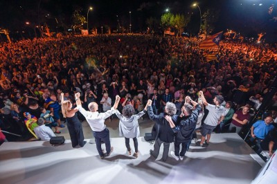 Rovira: “Cada vegada que aquest país vol avançar, l'Estat espanyol ho bloqueja. L'1O s'haurà acabat, serem lliures!”