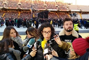 Rovira: 'Nosaltres sempre defensem pacíficament la democràcia davant del bloc del 155, que la imposa a cops de porra, empresonant i prohibint'