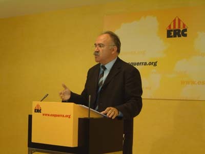   Carod envia una carta oberta a tots els candidats menys a Piqué en què proposa formar un govern de concentració nacional en cas que continuï l’ofensiva involucionista del PP  