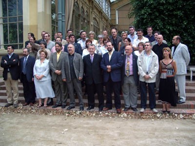   ERC, EA i CHA presenten un manifest conjunt en què justifiquen el rebuig a la Constitució europea  