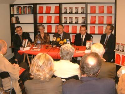 Carod es defineix com a home 'orgullós de ser de família de poble, de classe baixa i de nació oprimida'