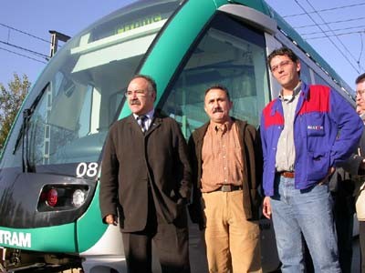 Carod demana més implicació de les caixes en el desenvolupament industrial