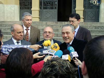 Huguet valora positivament que el PSOE no rebutgi un govern amb ERC