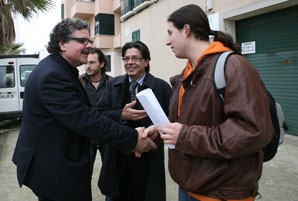 Esquerra dóna suport a un jove menorquí jutjat per parlar en català a la policia nacional