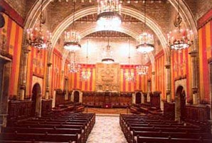 Esquerra pregunta pels “desapareguts” domassos del Saló de Cent