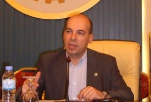 Minoves ressalta la importància de la participació dels Governs en els debats sobre l’ajuda al desenvolupament