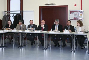 La Comissió de seguiment del PNRI referma el compromís dels signants de treballar plegats per la recerca i la innovació més enllà de la crisi econòmica