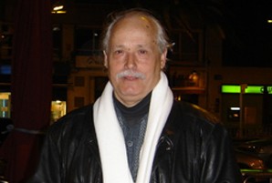 Esquerra-PV condemna el tracte atorgat pel president de la Diputació de Castelló a un llibre que justifica el franquisme