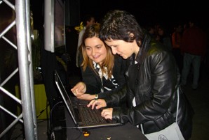 Èxit de convocatòria de la festa Facebook de Junqueras