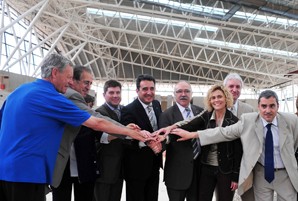 Carod visita a Sabadell la pista coberta d’atletisme de Catalunya, un equipament de dimensió nacional